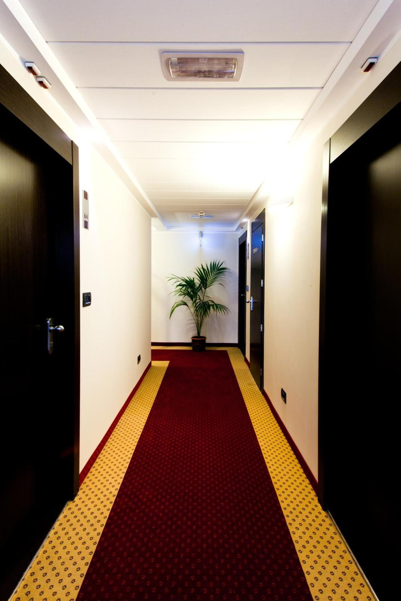 Terminal Palace & Spa Rimini Luaran gambar