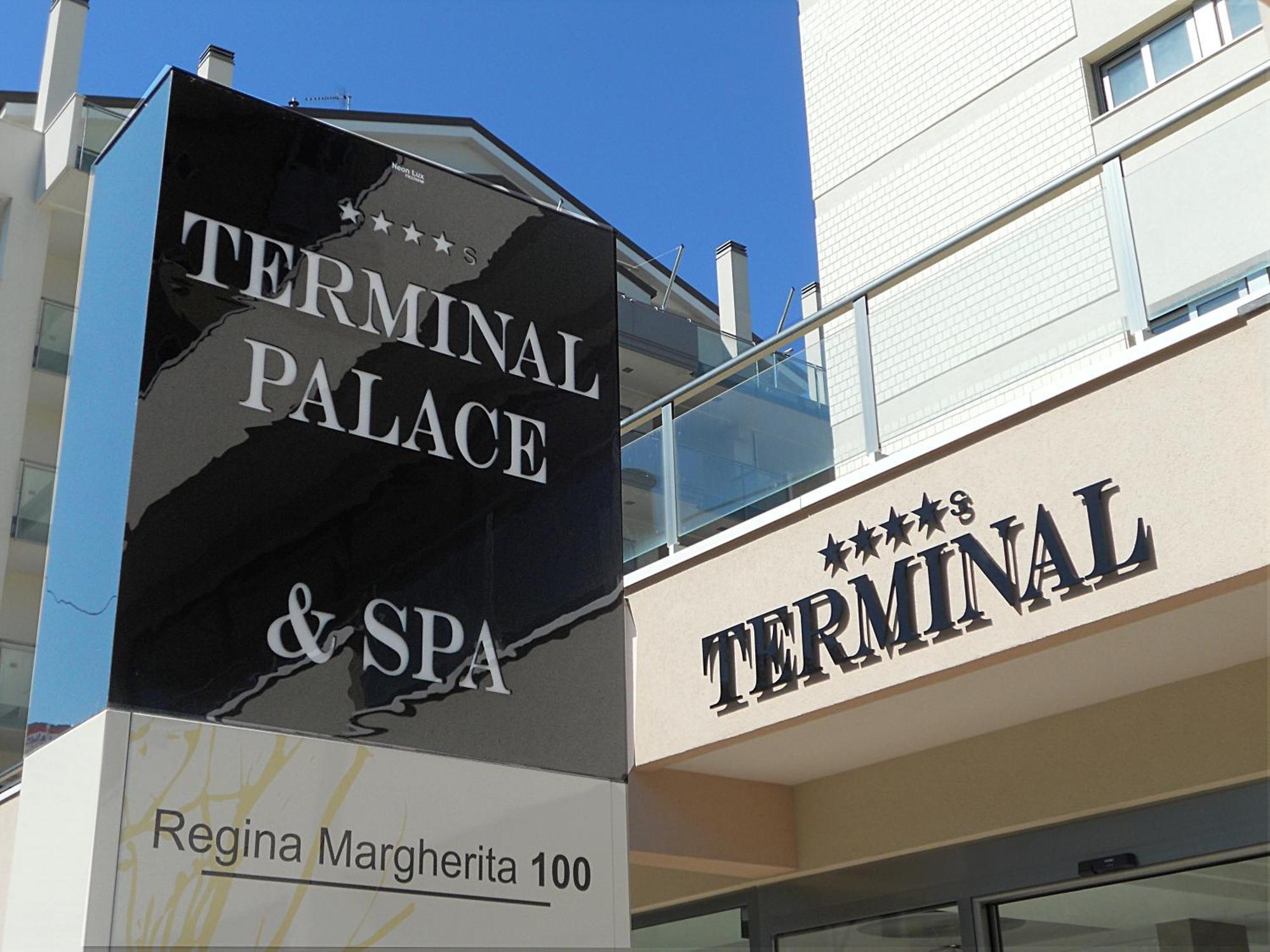 Terminal Palace & Spa Rimini Luaran gambar